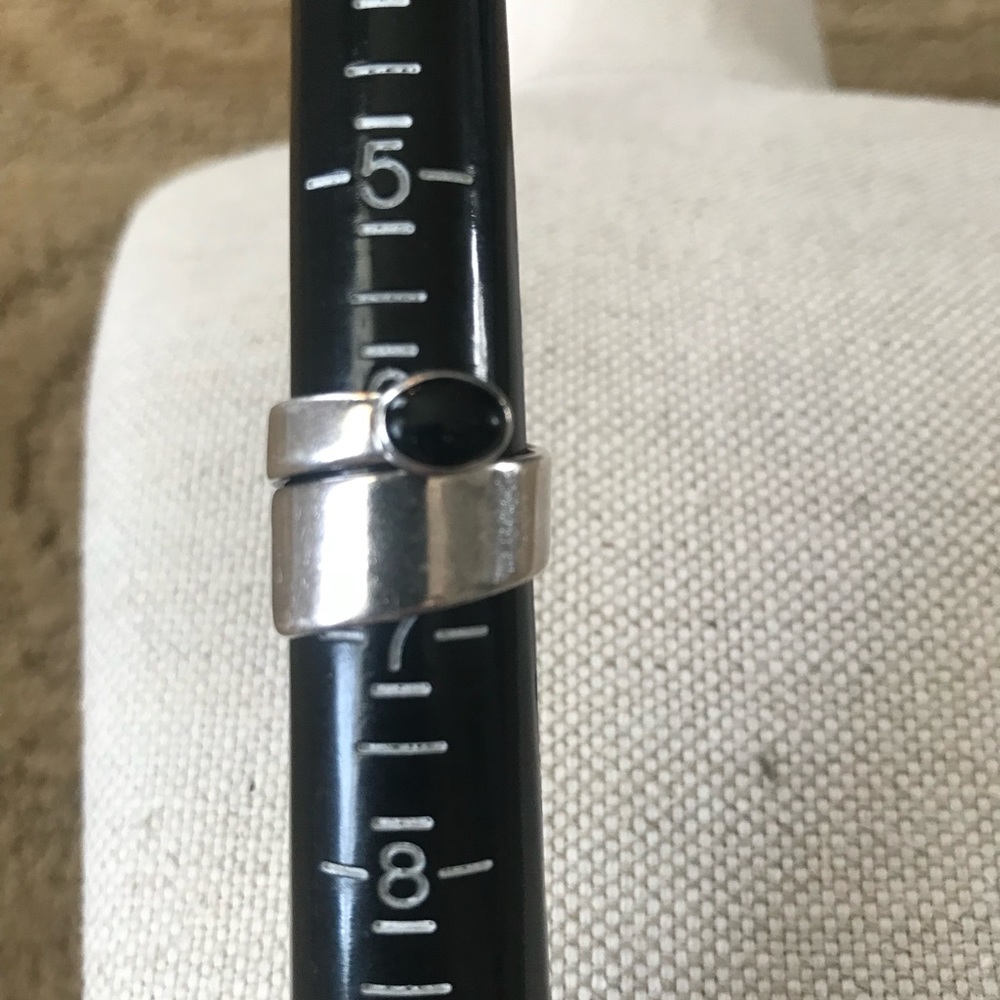 R0946 Silpada Black Onyx Sterling Silver Ring Size 7